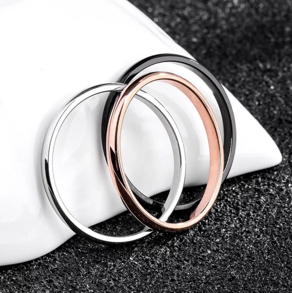 Titanium Steel Hypoallergenic Wedding Band Ring - Picture 3 of 8